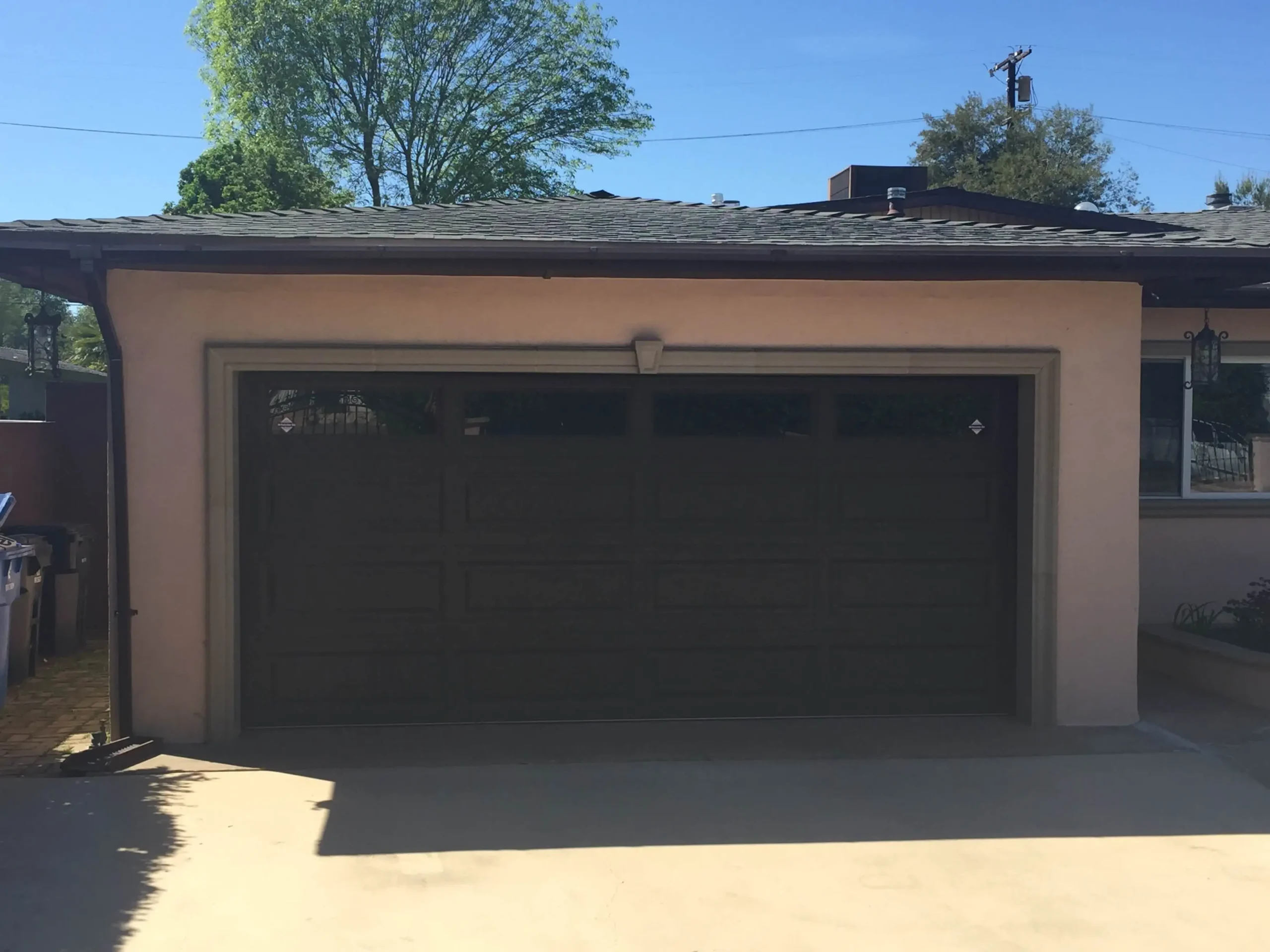 How to Fix a Stuck Garage Door